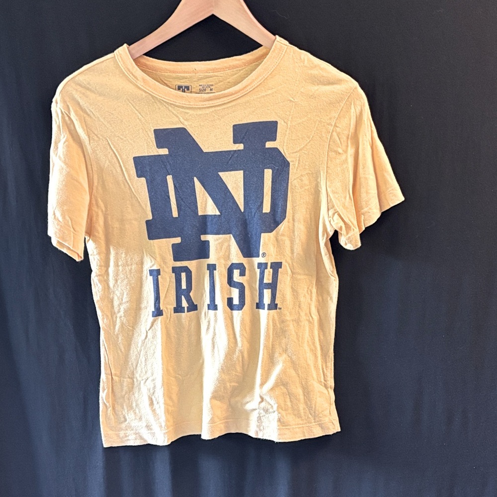 University T sz M yellow Notre Dame fighting Irish University T-Shirt